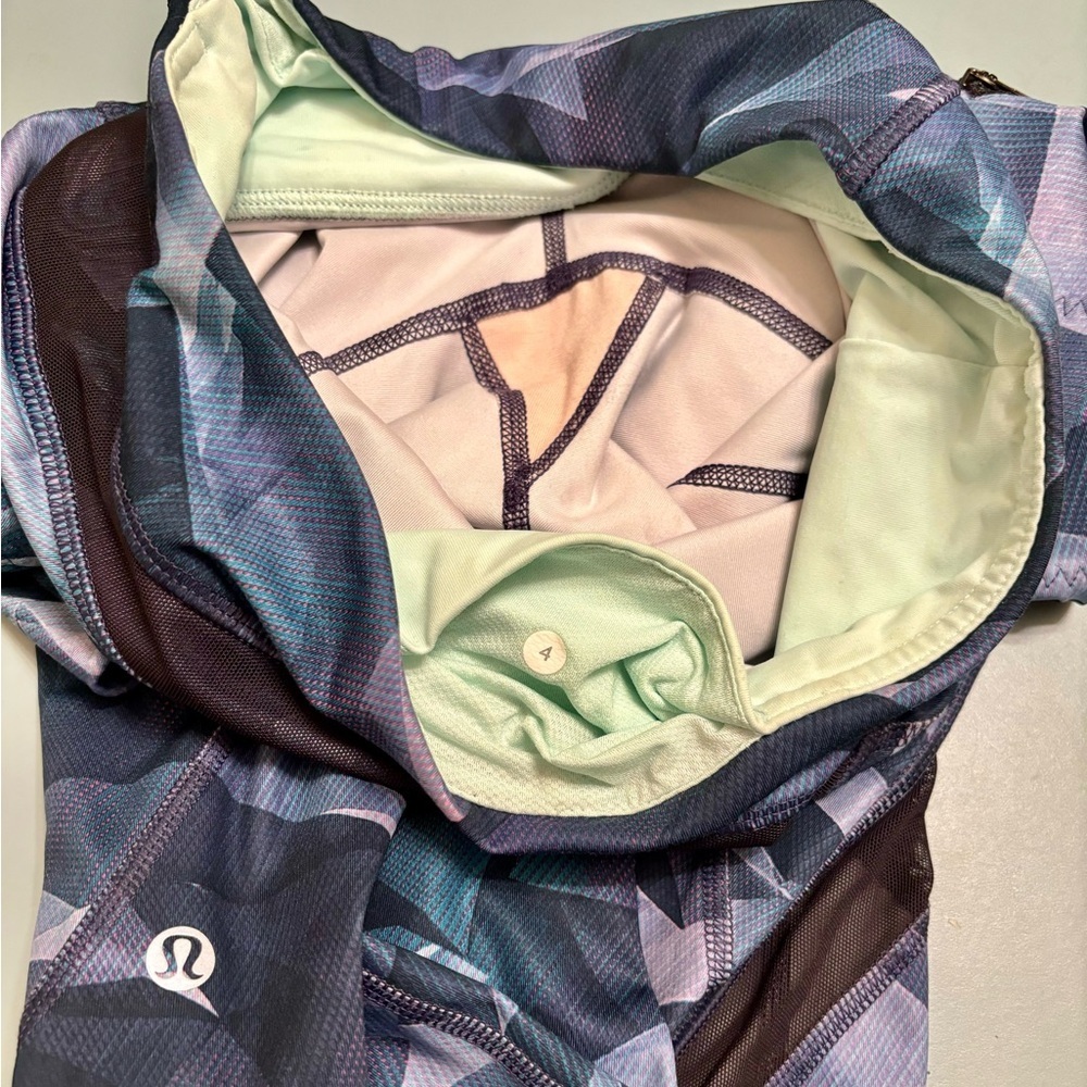 Lululemon Inspire Tight II Full-On Luxtreme Pretty Prism Leggings Size 4 - Picture 7 of 10